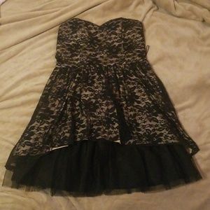 Cute cocktail dress (PERFECT FOR FORMALS)